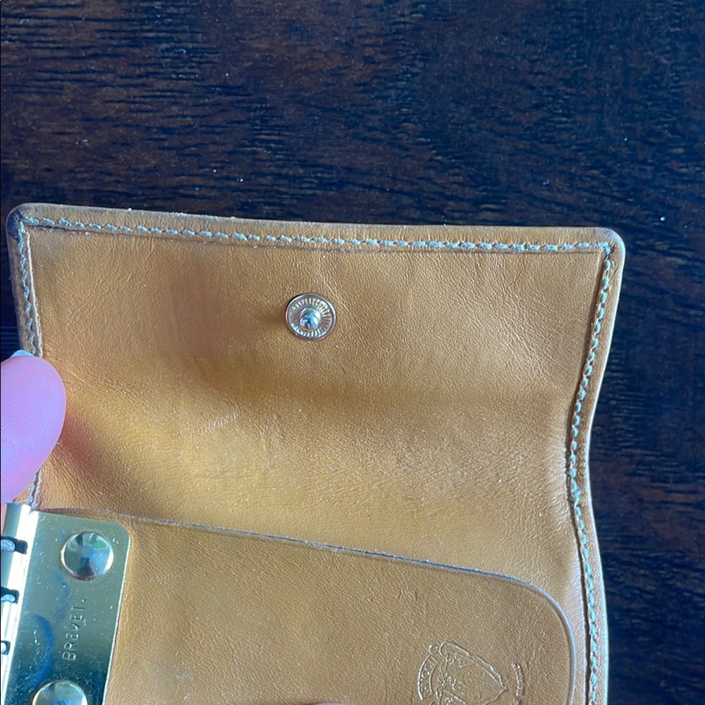 Vintage Gucci Cream and Tan Wallet key case - Picture 8 of 9